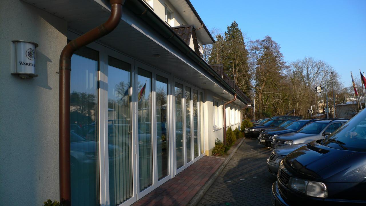 Schlosspark-Hotel Hof Von Oldenburg Rastede Exterior photo